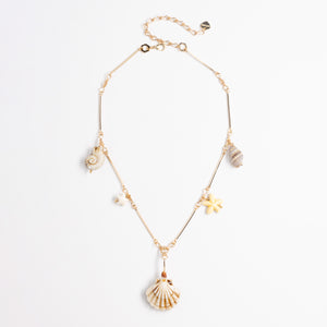 CREAM SHELL CHARM NECKLACE