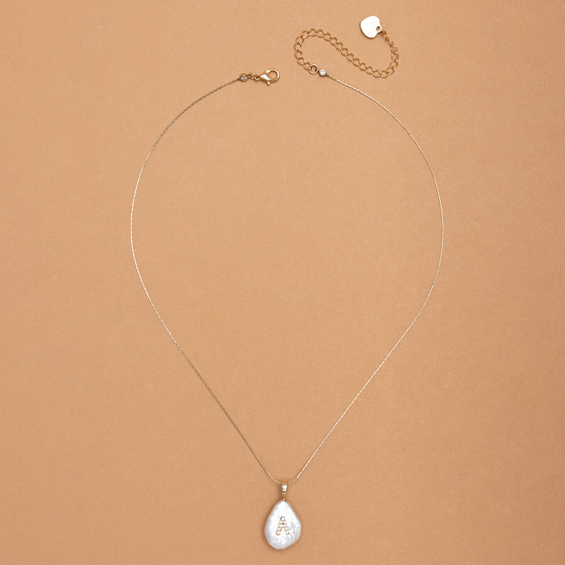 WHITE PEARL PENDANT NECKLACE INITIAL (เลือกตัวอักษรได้)