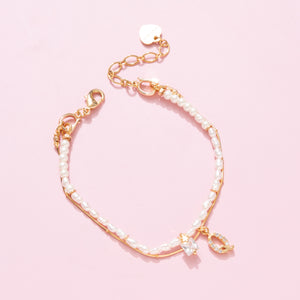 Me White Pearl "Bracelet" (เลือกอักษร Initial ได้)