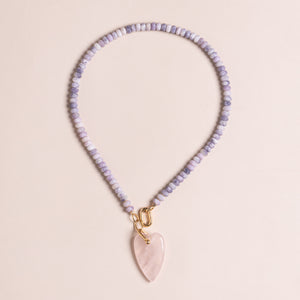 BLUSHING PENDANT NECKLACE