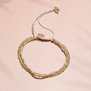 PERIDOT - สร้อยข้อมือหินนำโชค