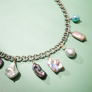 FREEFORM PEARL NECKLACE